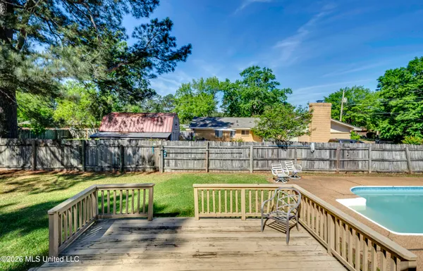 $199,900 | 205 West Pine Drive, Pearl, MS 39208