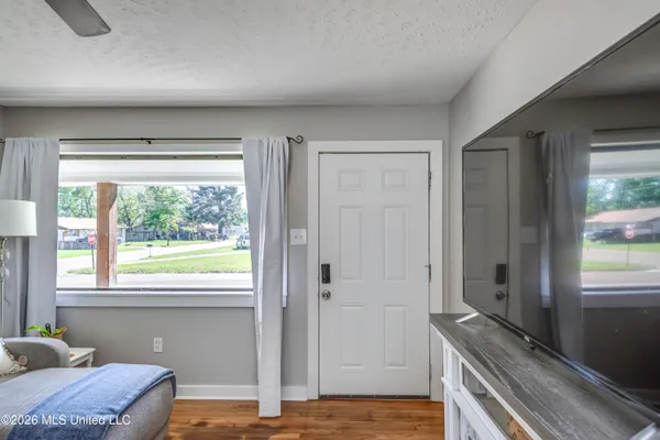 $199,900 | 205 West Pine Drive, Pearl, MS 39208