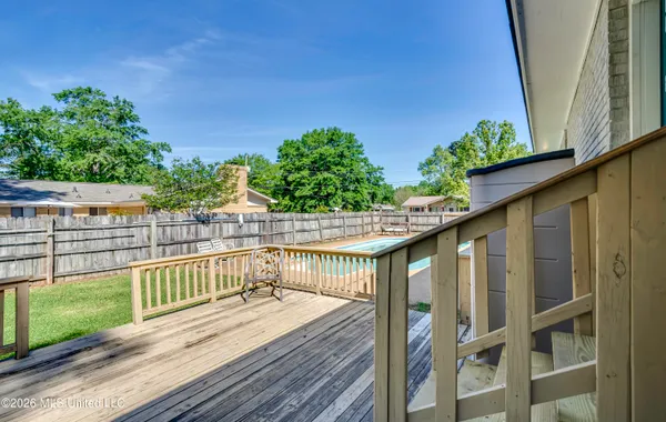 $199,900 | 205 West Pine Drive, Pearl, MS 39208