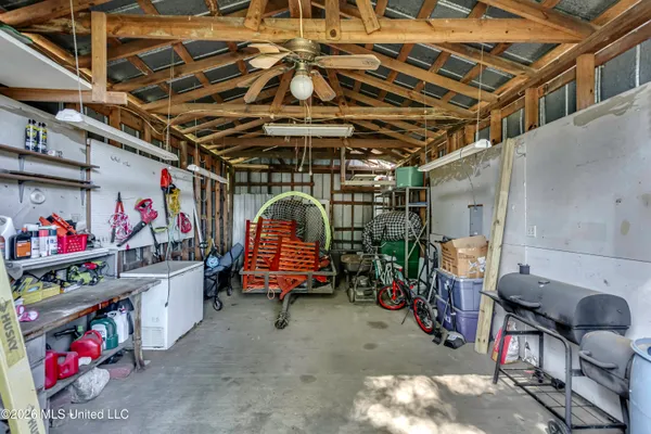 $199,900 | 205 West Pine Drive, Pearl, MS 39208