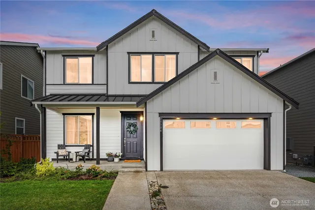 a front view of house with yard