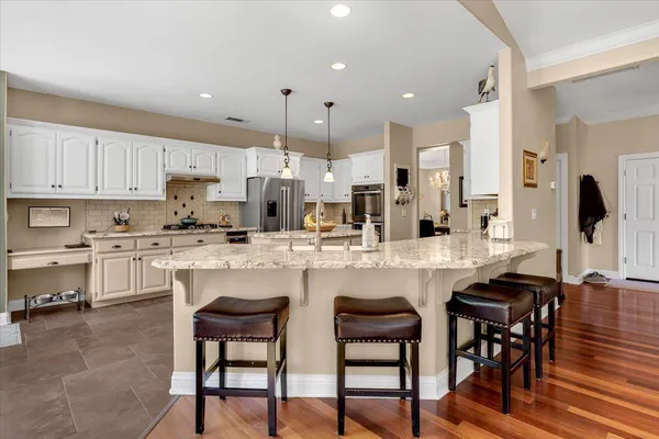 $819,000 | 2357 Templeton Drive, Redding, CA 96002