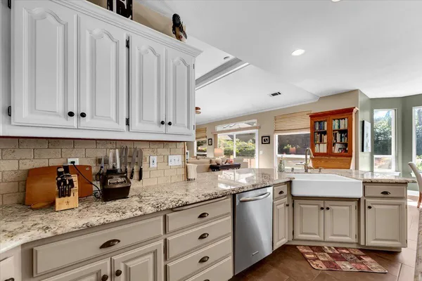 $819,000 | 2357 Templeton Drive, Redding, CA 96002