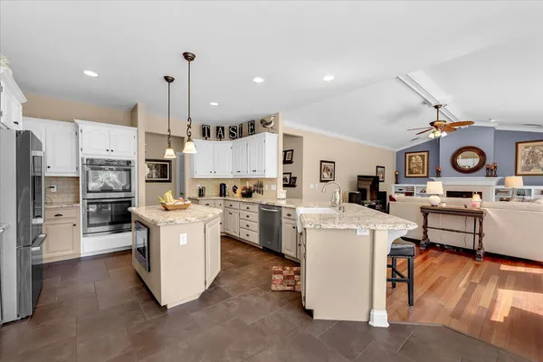 $819,000 | 2357 Templeton Drive, Redding, CA 96002