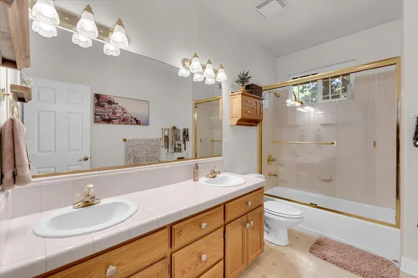 $819,000 | 2357 Templeton Drive, Redding, CA 96002