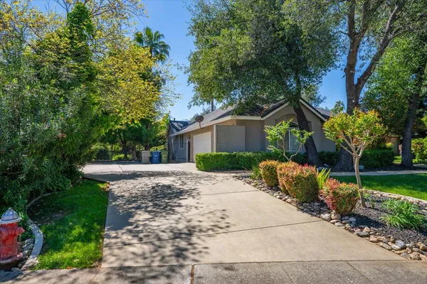 $819,000 | 2357 Templeton Drive, Redding, CA 96002