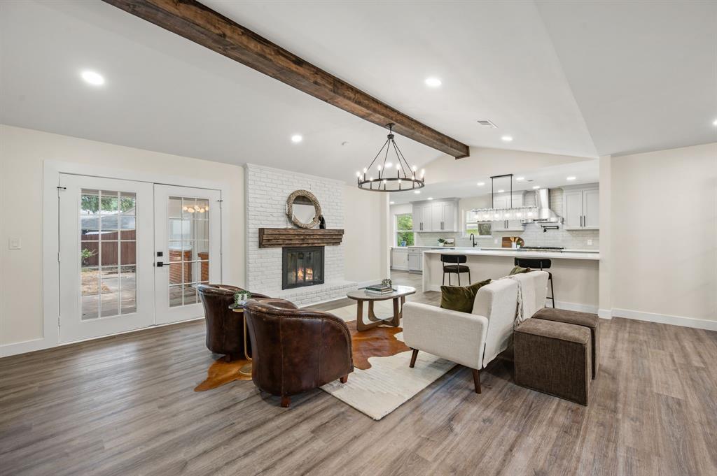 3208 Timberview Road Dallas, TX 75229 - Photo 11 of 32 Gallery Image 11