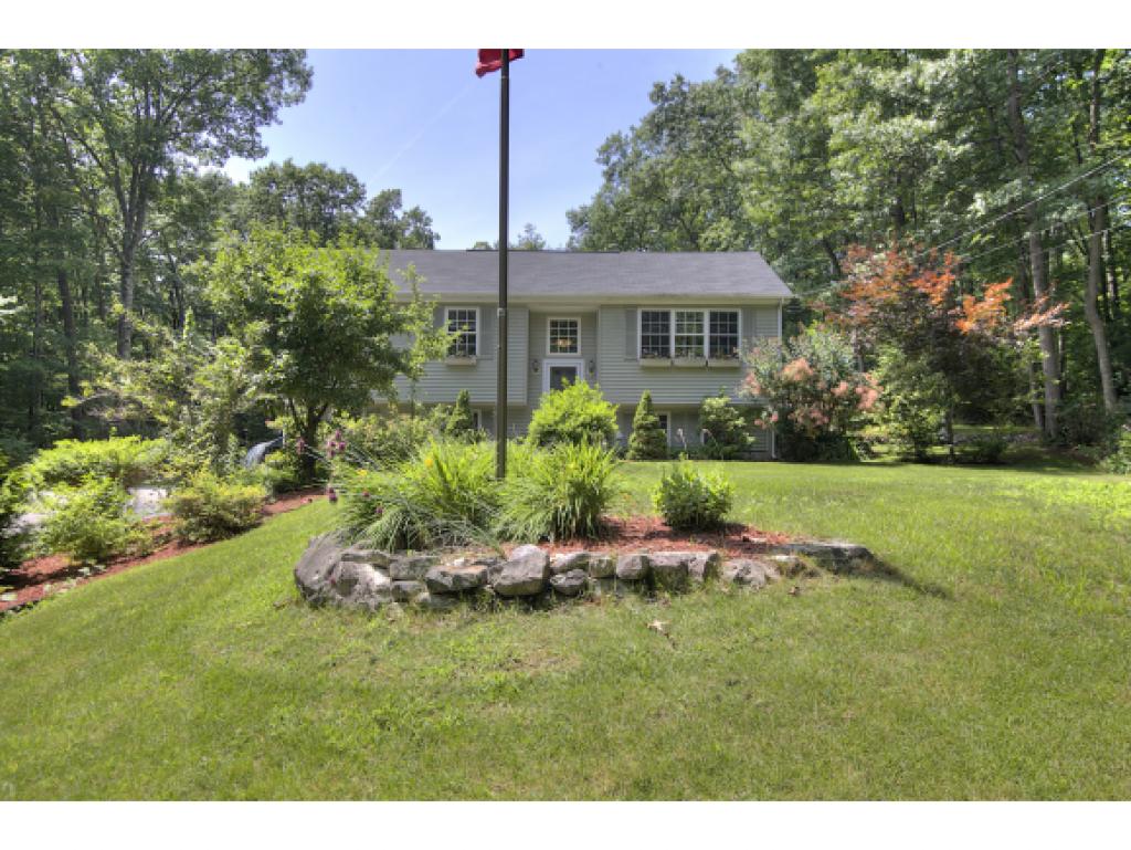1289 Smyth Road Hooksett, NH 03106 - Photo 2 of 25