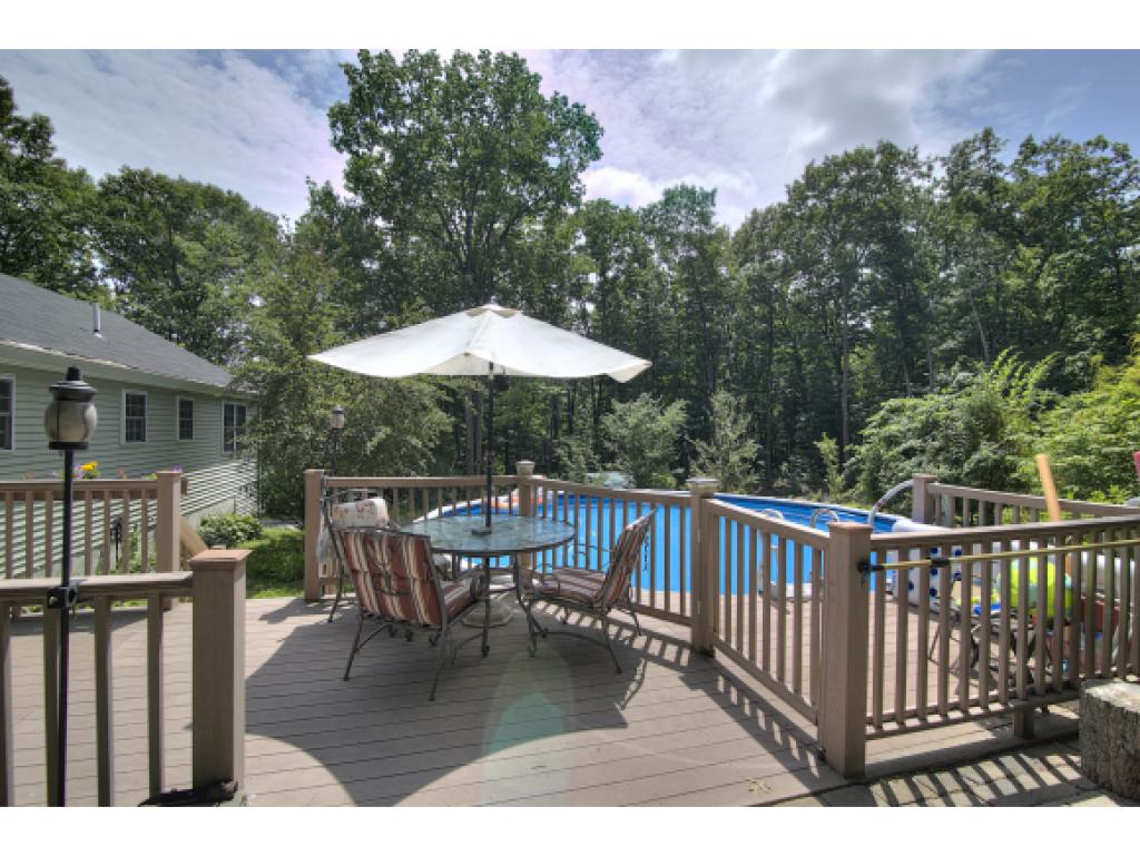 1289 Smyth Road Hooksett, NH 03106 - Photo 18 of 25