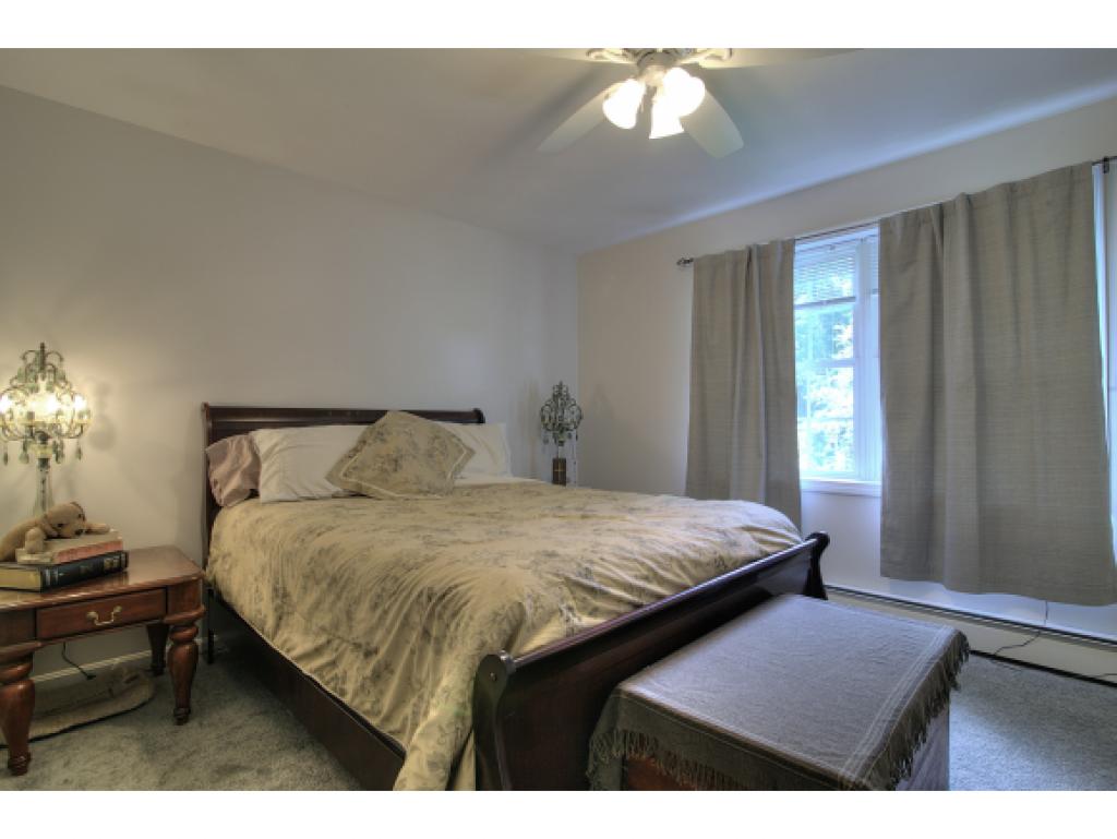 1289 Smyth Road Hooksett, NH 03106 - Photo 8 of 25