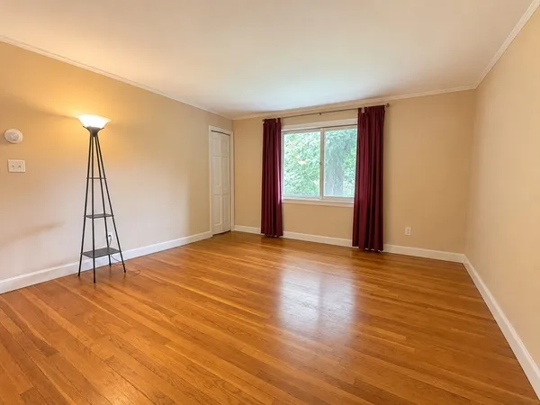 $2,500 | 53 Lionel Avenue, Unit F, Waltham, MA 02452
