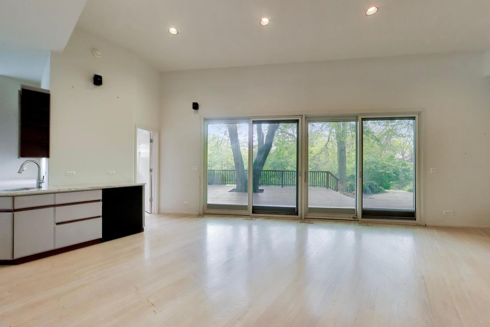 43 Overbrook Road South Barrington, IL 60010 - Photo 15 of 68
