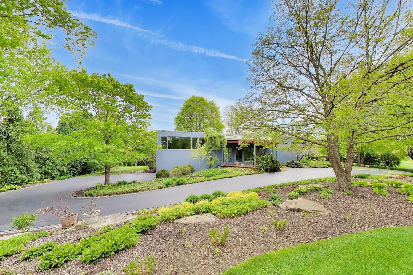 43 Overbrook Road South Barrington, IL 60010 - Photo 4 of 68