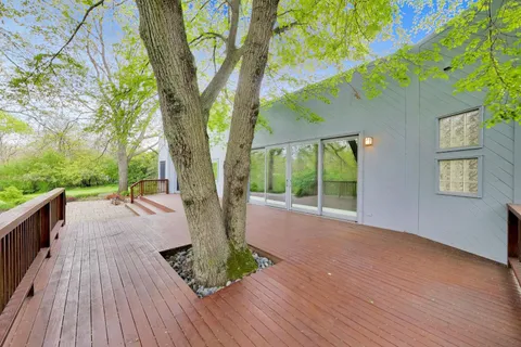 $799,000 | 43 Overbrook Road, South Barrington, IL 60010