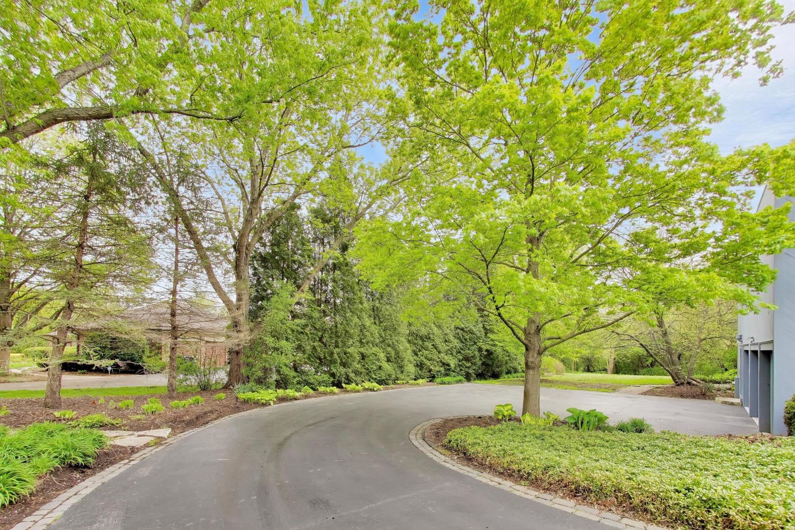 43 Overbrook Road South Barrington, IL 60010 - Photo 6 of 68