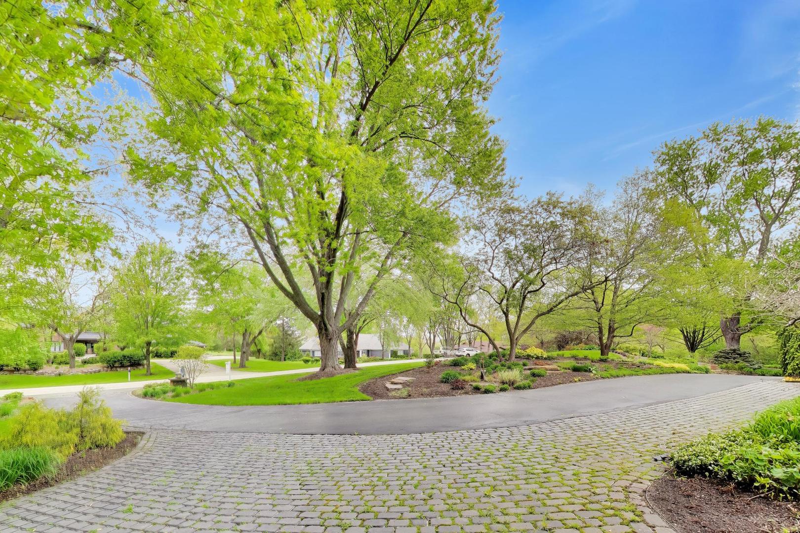 43 Overbrook Road South Barrington, IL 60010 - Photo 7 of 68