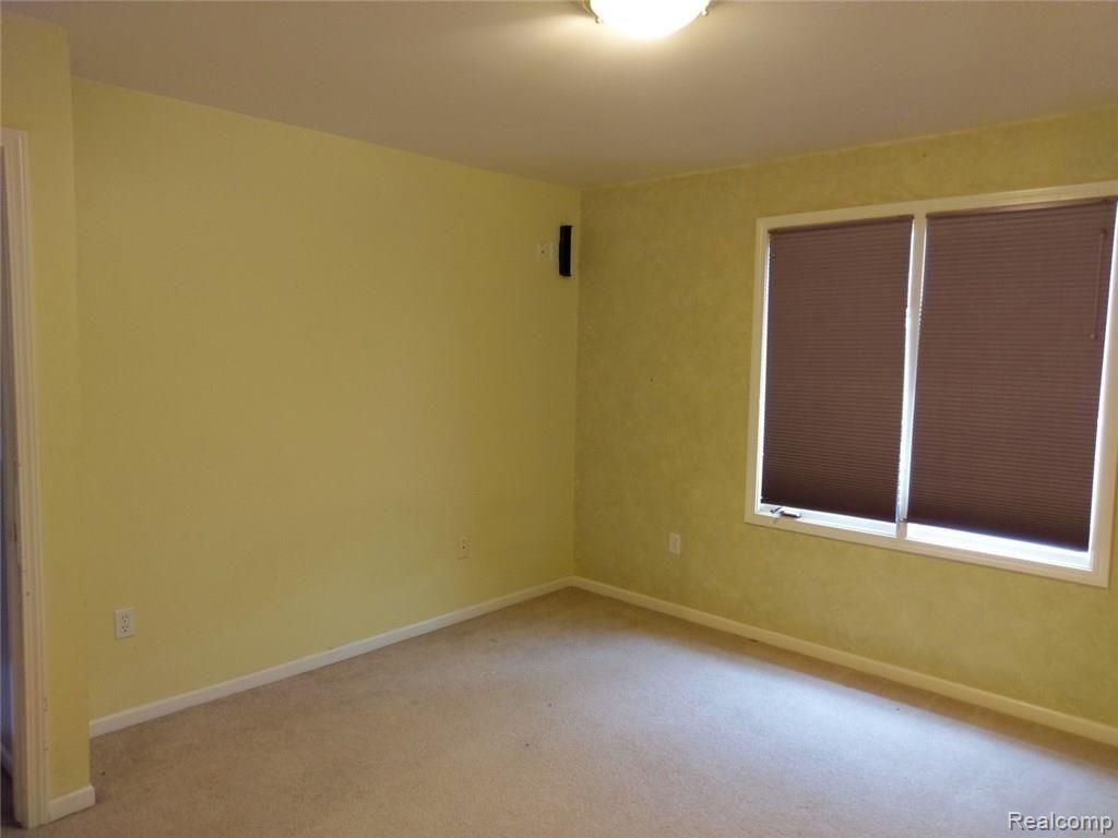 47442 Madison Canton, MI 48188 - Photo 40 of 50