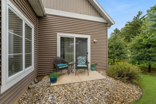 $349,000 | 103 Lexington Pointe Drive, Niles, MI 49120