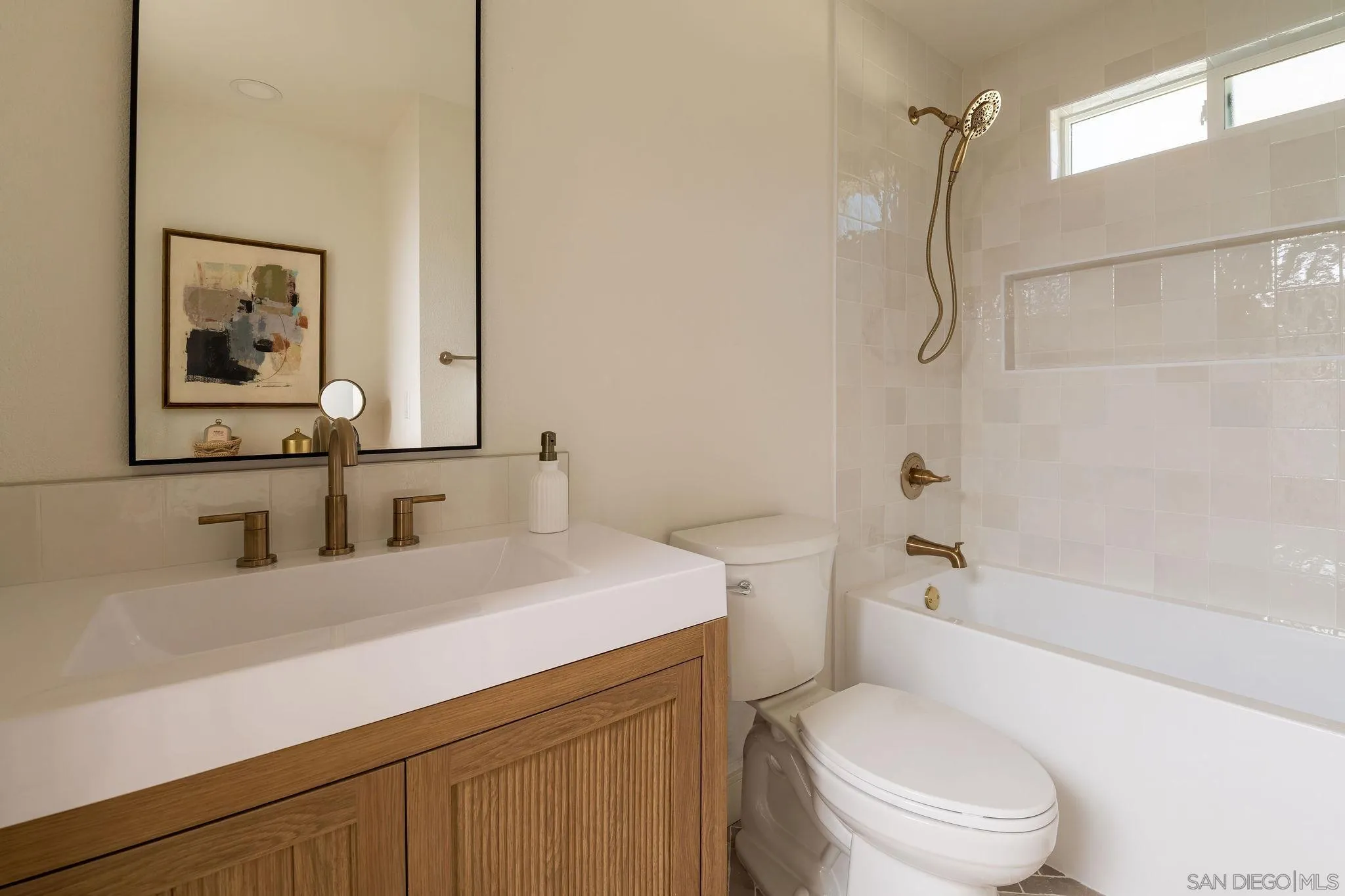 1551 Burgundy Road Encinitas, CA 92024 - Photo 21 of 41