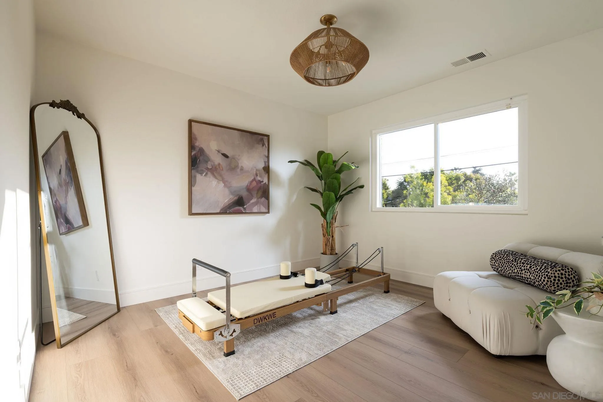 1551 Burgundy Road Encinitas, CA 92024 - Photo 28 of 41