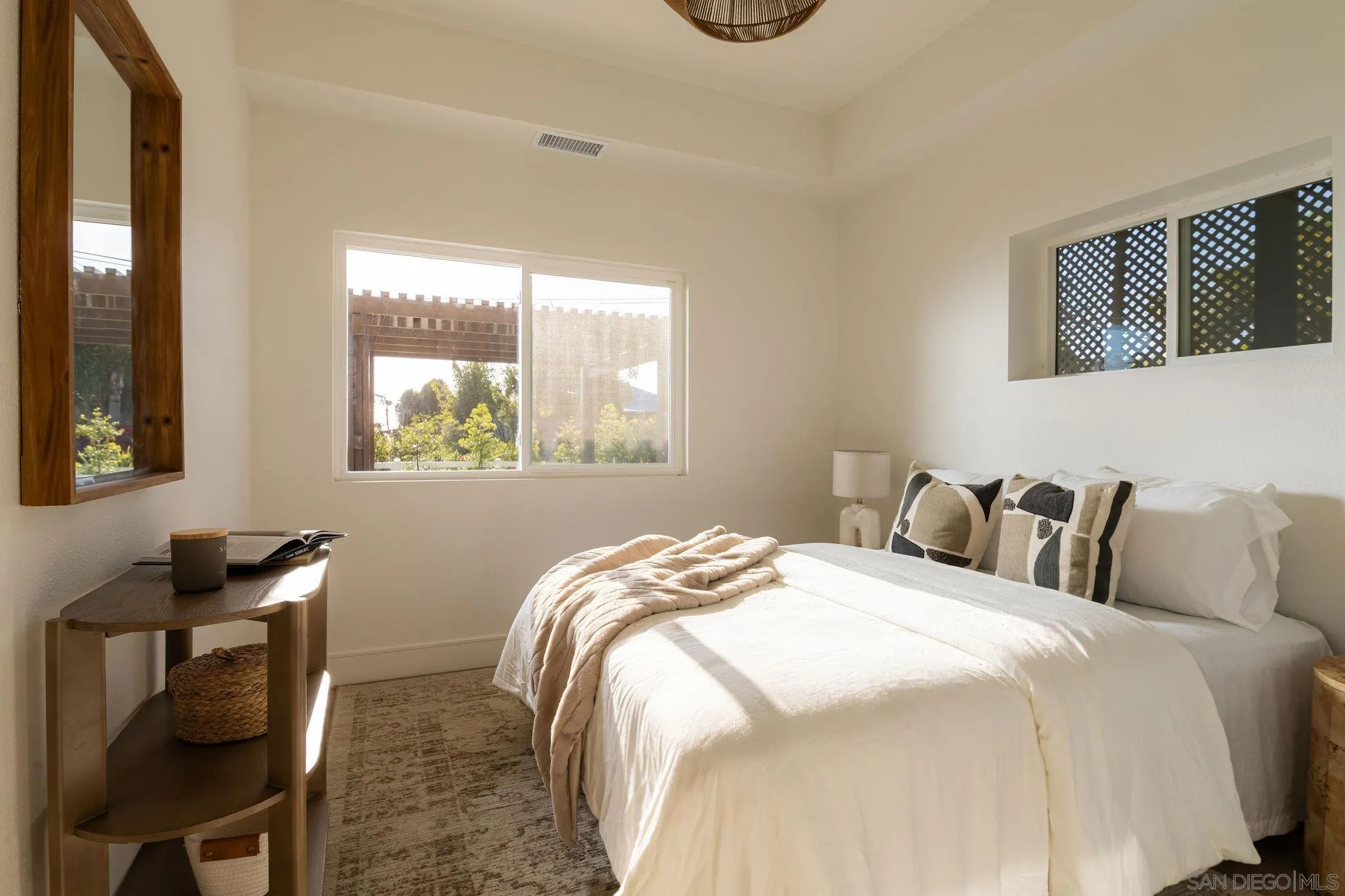 1551 Burgundy Road Encinitas, CA 92024 - Photo 30 of 41