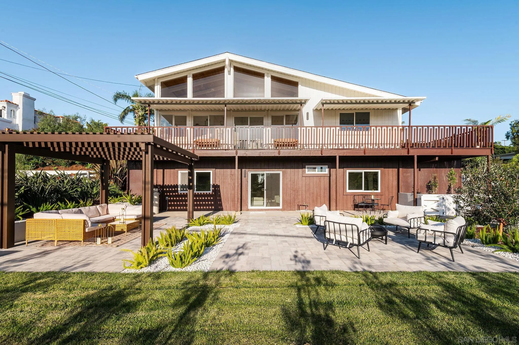 1551 Burgundy Road Encinitas, CA 92024 - Photo 35 of 41