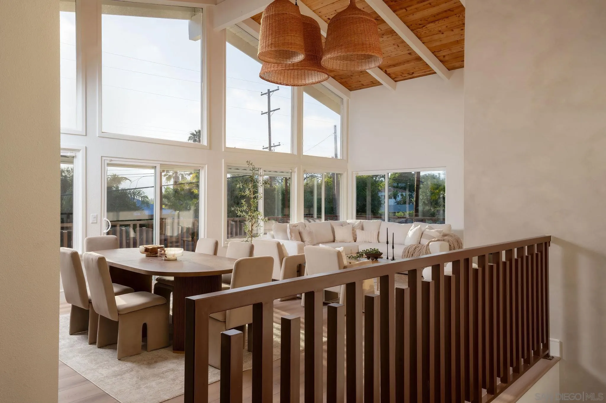 1551 Burgundy Road Encinitas, CA 92024 - Photo 4 of 41
