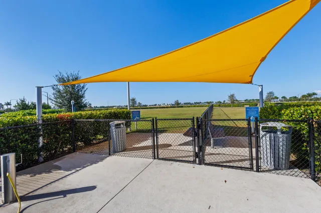 $3,200 | 4616 Longwood Lk Square, Westlake, FL 33470