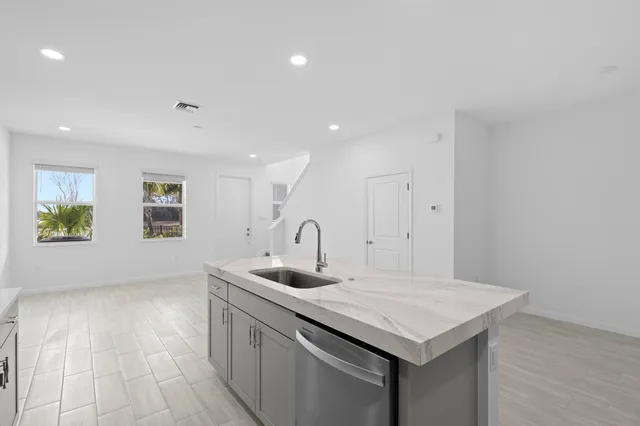 $3,200 | 4616 Longwood Lk Square, Westlake, FL 33470