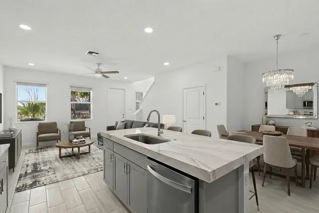 $3,200 | 4616 Longwood Lk Square, Westlake, FL 33470