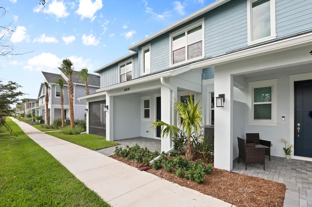 $3,200 | 4616 Longwood Lk Square, Westlake, FL 33470