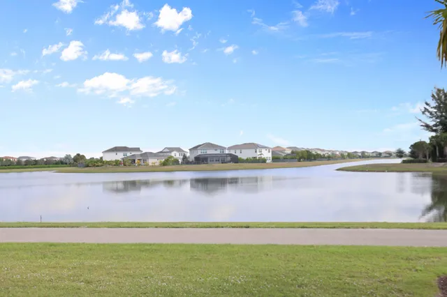 $3,200 | 4616 Longwood Lk Square, Westlake, FL 33470