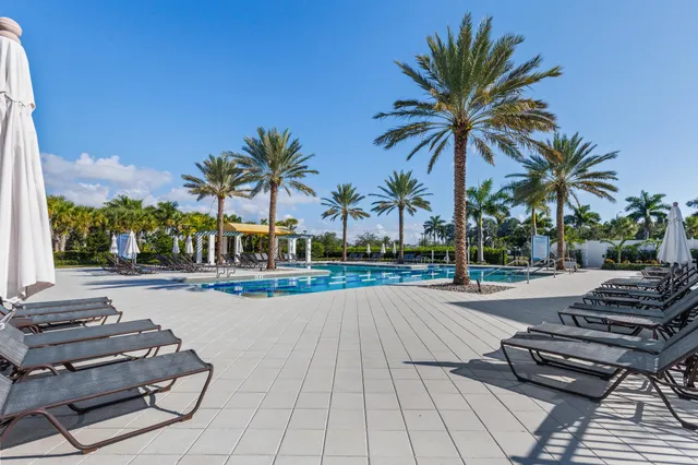 $3,200 | 4616 Longwood Lk Square, Westlake, FL 33470