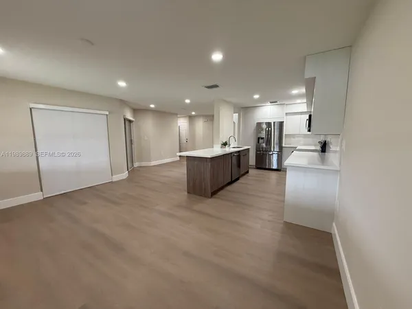 $3,900 | 16432 Southwest 47th Terrace, Miami, FL 33185