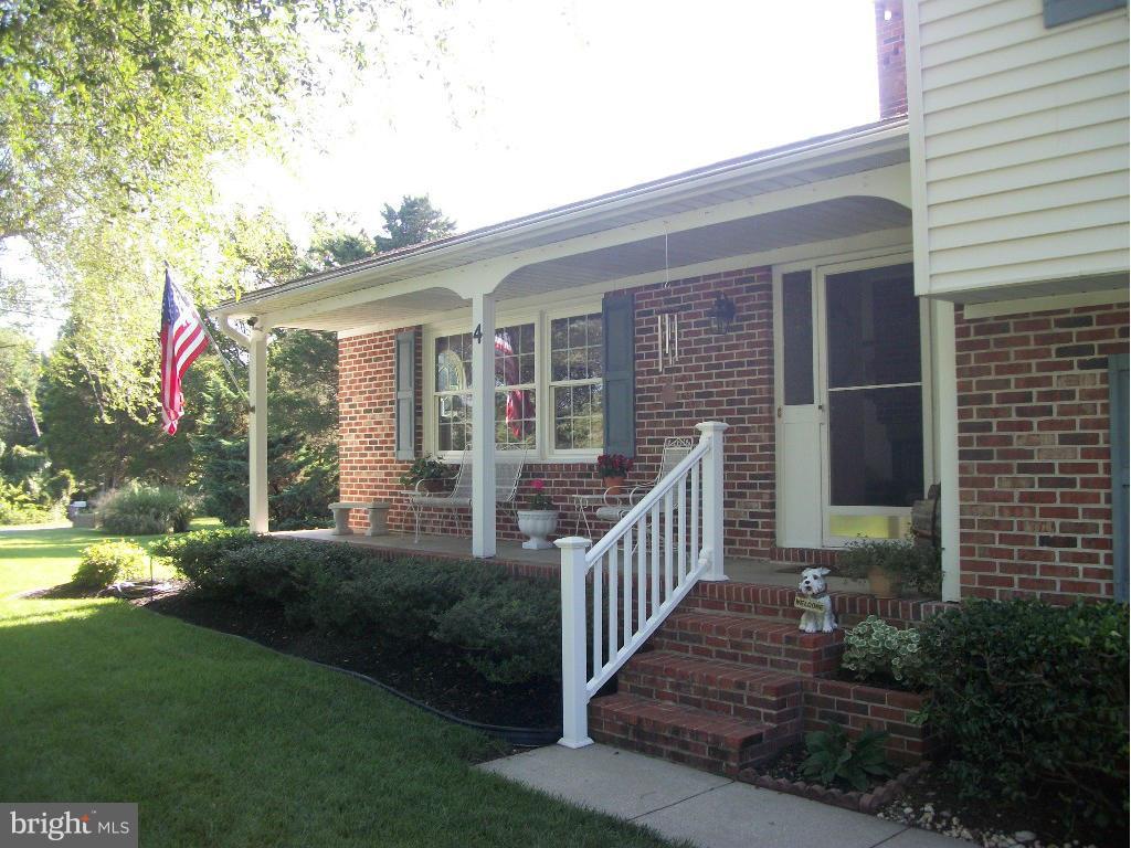 4 Sandy Acres Road Cambridge, MD 21613 - Photo 3 of 29 Front Porch