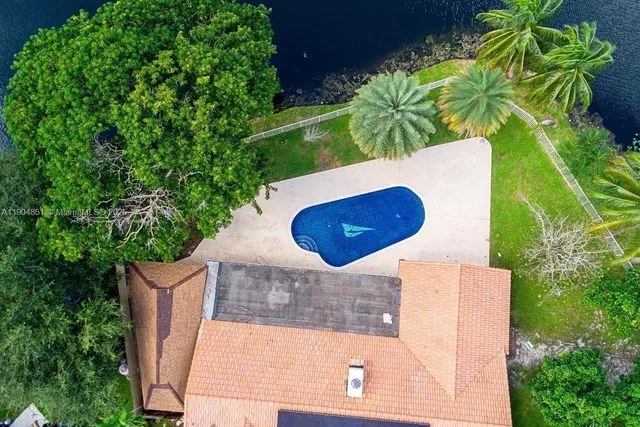a picture of a yard with an outdoor seating
