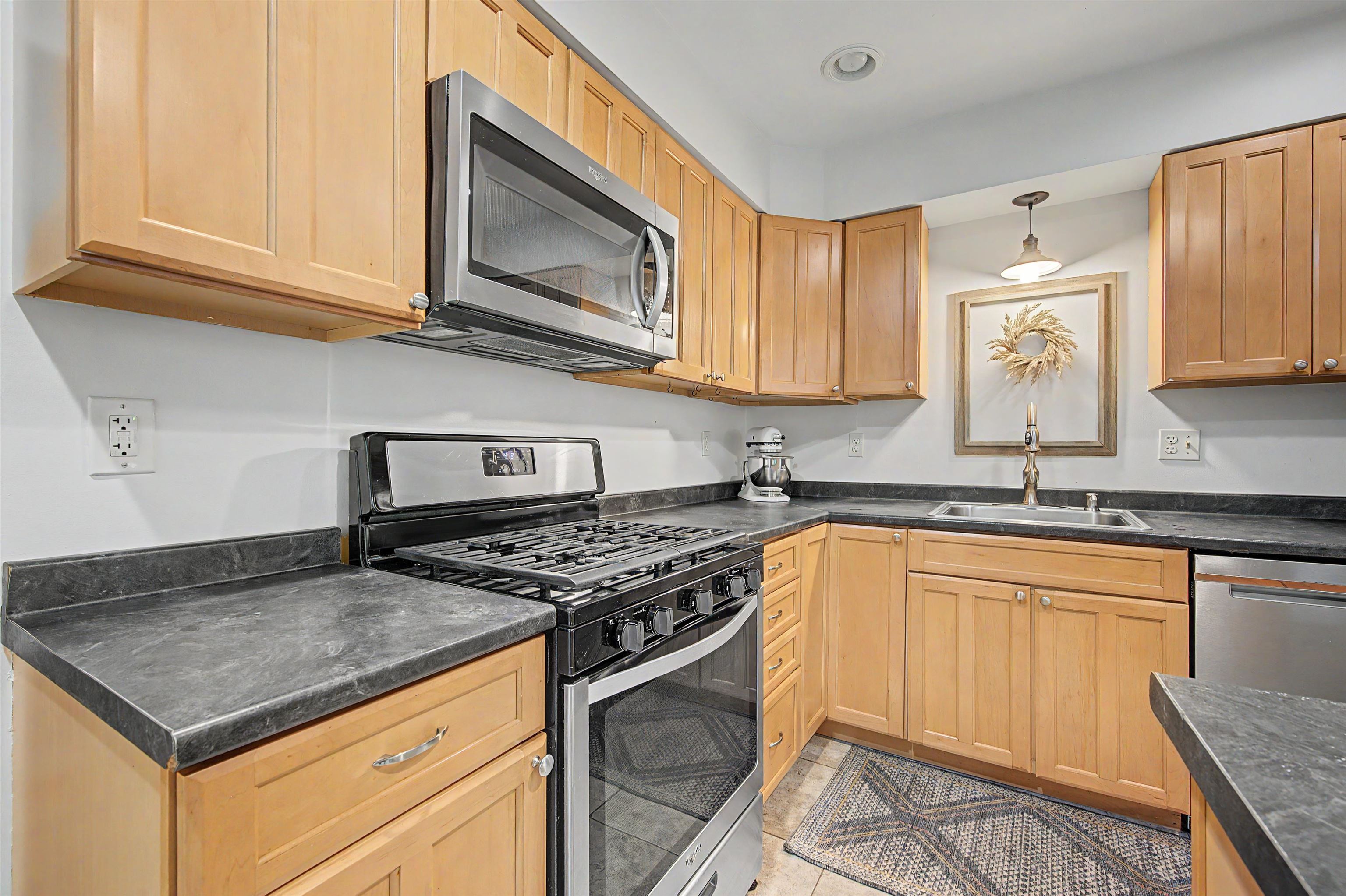 81 Kearsarge Mountain Road Warner, NH 03278 - Photo 14 of 51