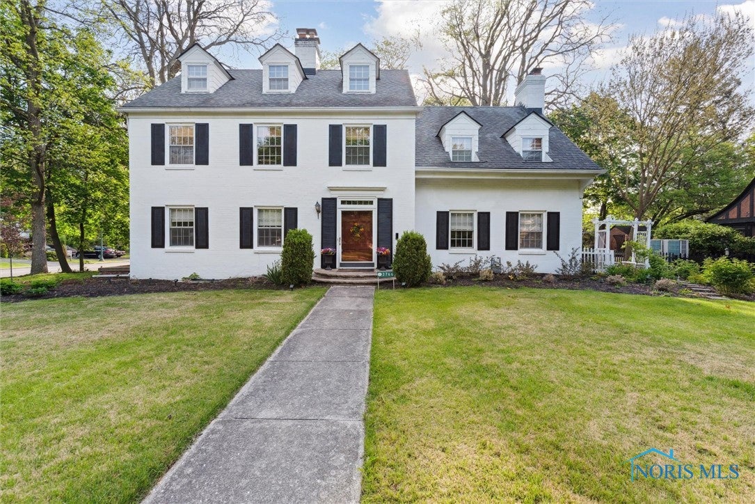 3766 Edgevale Road Toledo, OH 43606 - Photo 3 of 50 Gallery Image 3