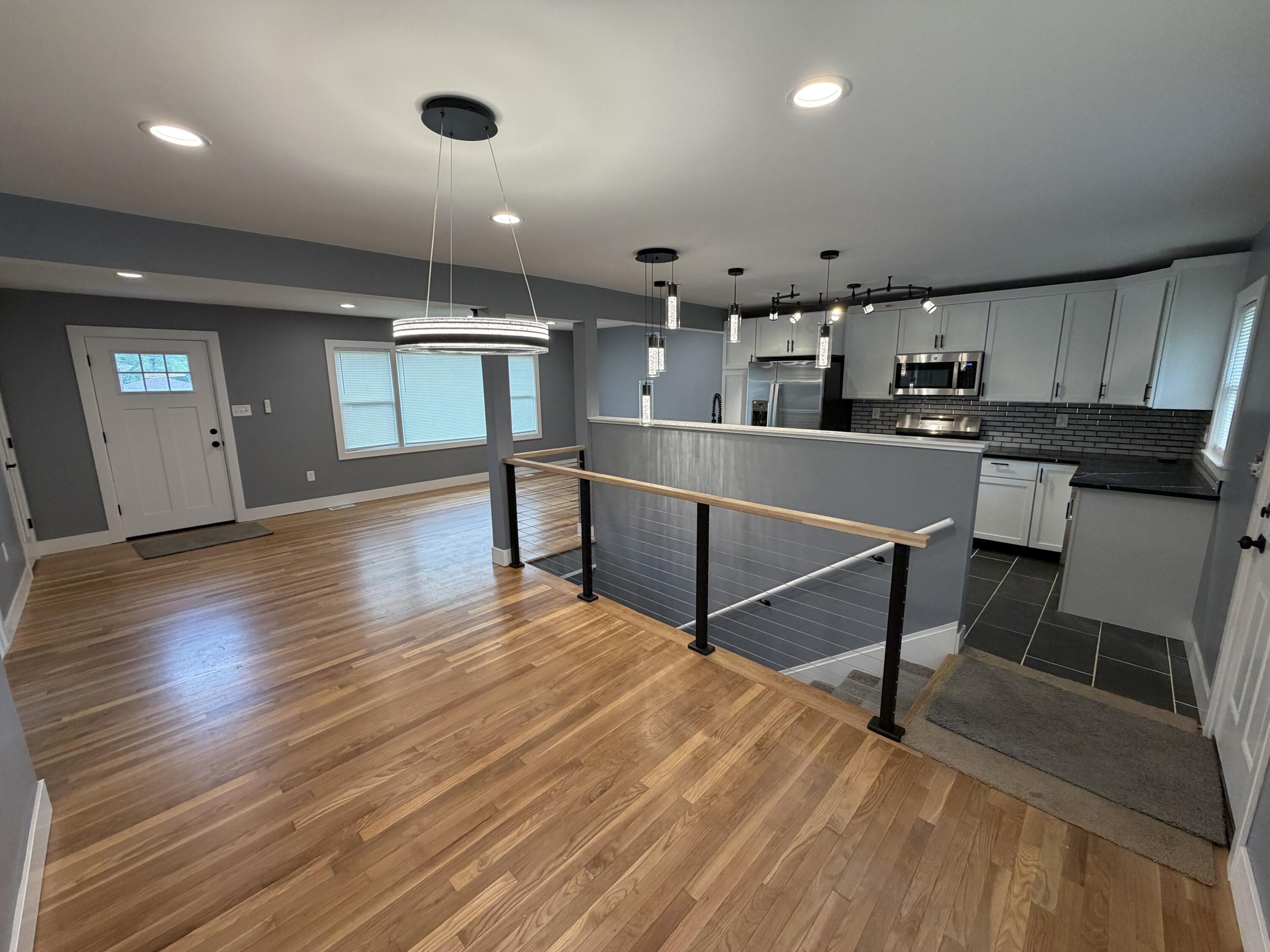 3941 Wirth Road Highland, IN 46322 - Photo 7 of 21 3000x2250