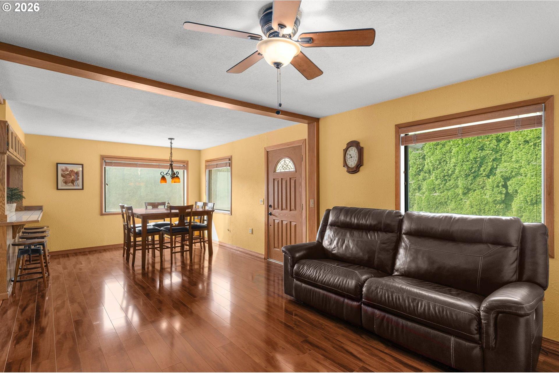 3915 Massee Grade Road Hood River, OR 97031 - Photo 13 of 40 Gallery Image 13