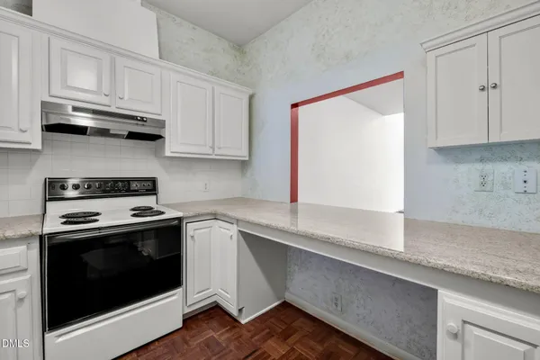 $484,000 | 706 Constitution Drive, Unit 405, Durham, NC 27705
