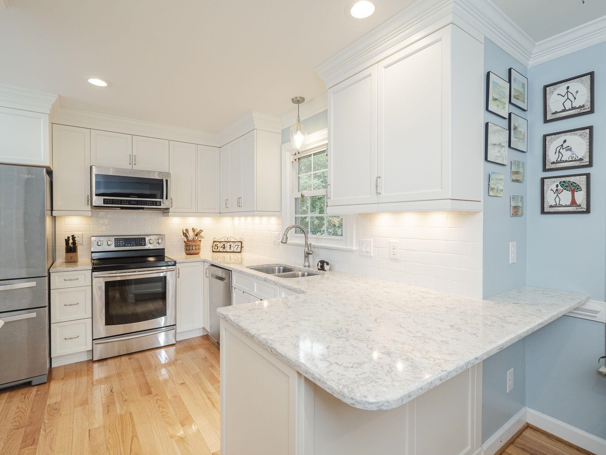 5417 Rhett Drive Raleigh, NC 27606 - Photo 9 of 20 Photo 9