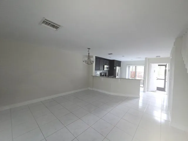 $3,600 | 7890 Lago Del Mar Drive, Unit 142, Boca Raton, FL 33433