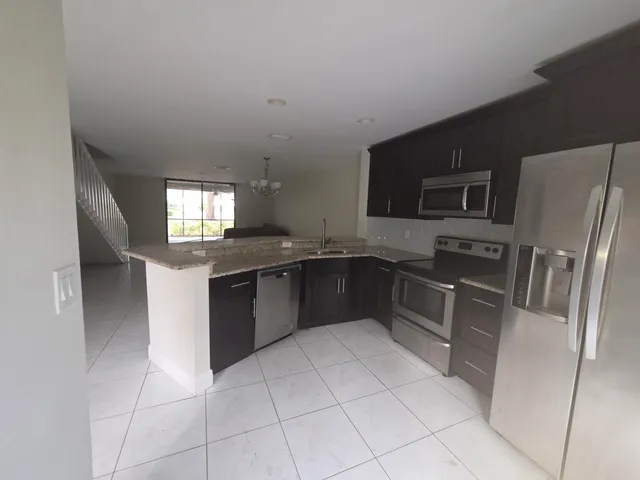 $3,600 | 7890 Lago Del Mar Drive, Unit 142, Boca Raton, FL 33433