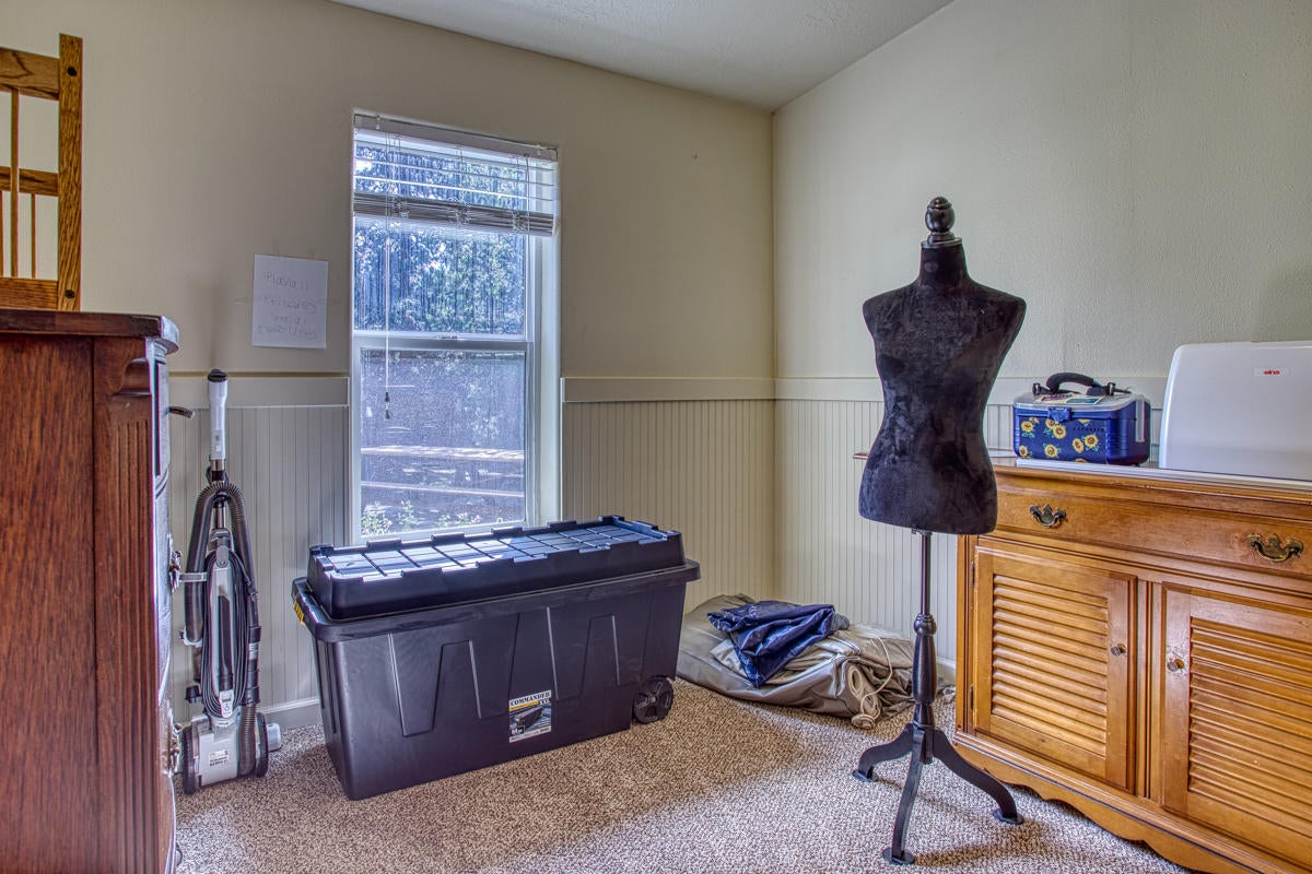 55915 Blue Eagle Road Bend, OR 97707 - Photo 22 of 31 Bedroom 1