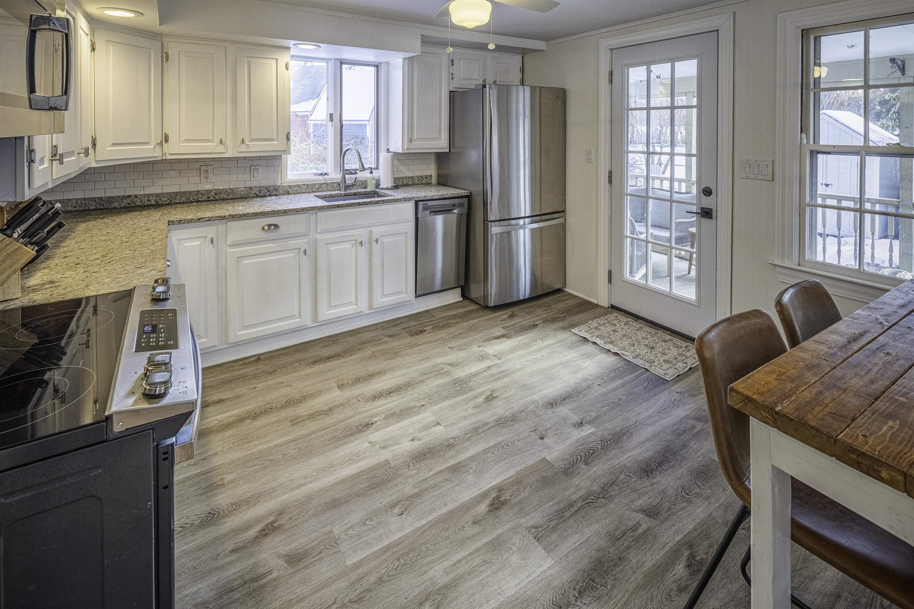 12 Chandler Way Dover, NH 03820 - Photo 5 of 39