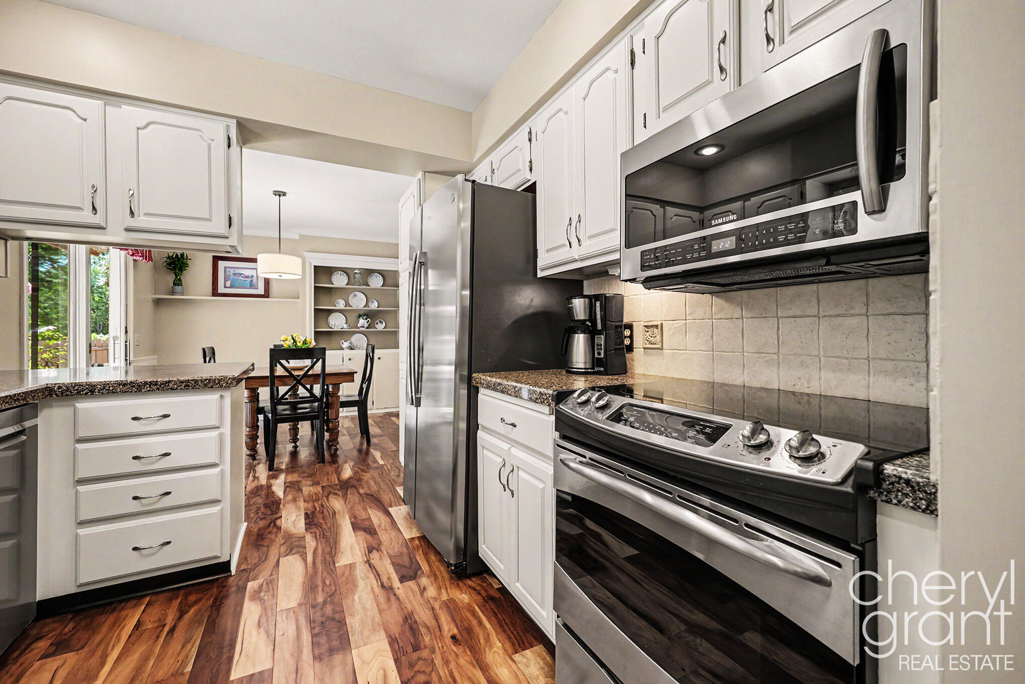 15888 Vinecrest Street Spring Lake, MI 49456 - Photo 12 of 39 Kitchen