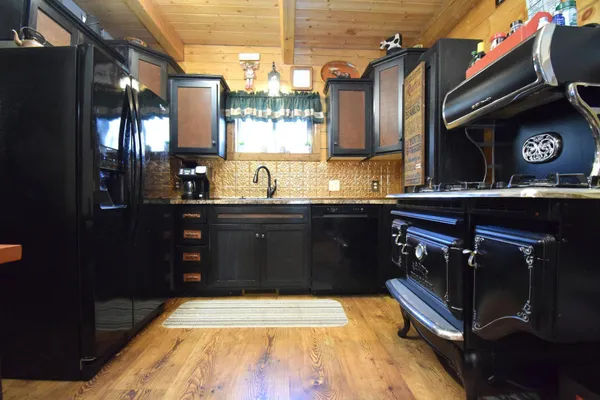 $444,500 | 6940 Lumberjack Trail, Danbury, WI 54830