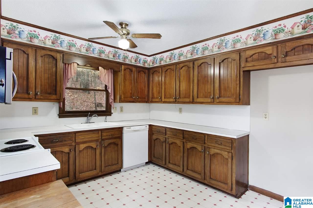 1037 Ryecroft Circle Pelham, AL 35124 - Photo 22 of 44