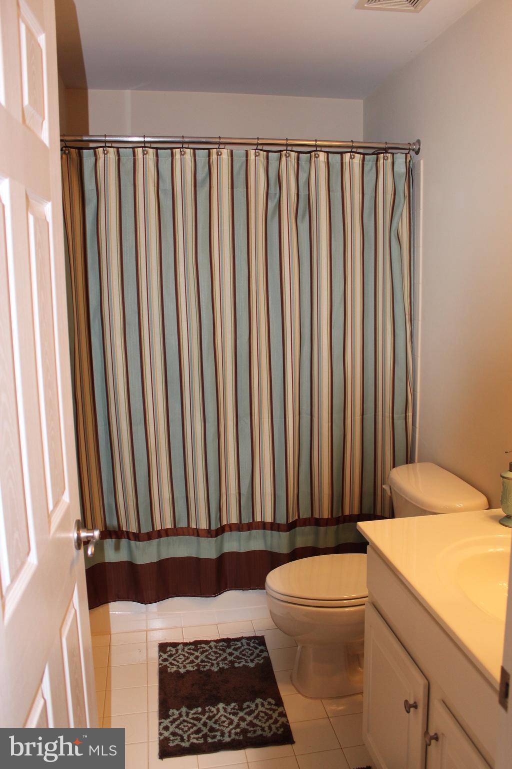 9168 Furey Road Lorton, VA 22079 - Photo 25 of 29 Bath
